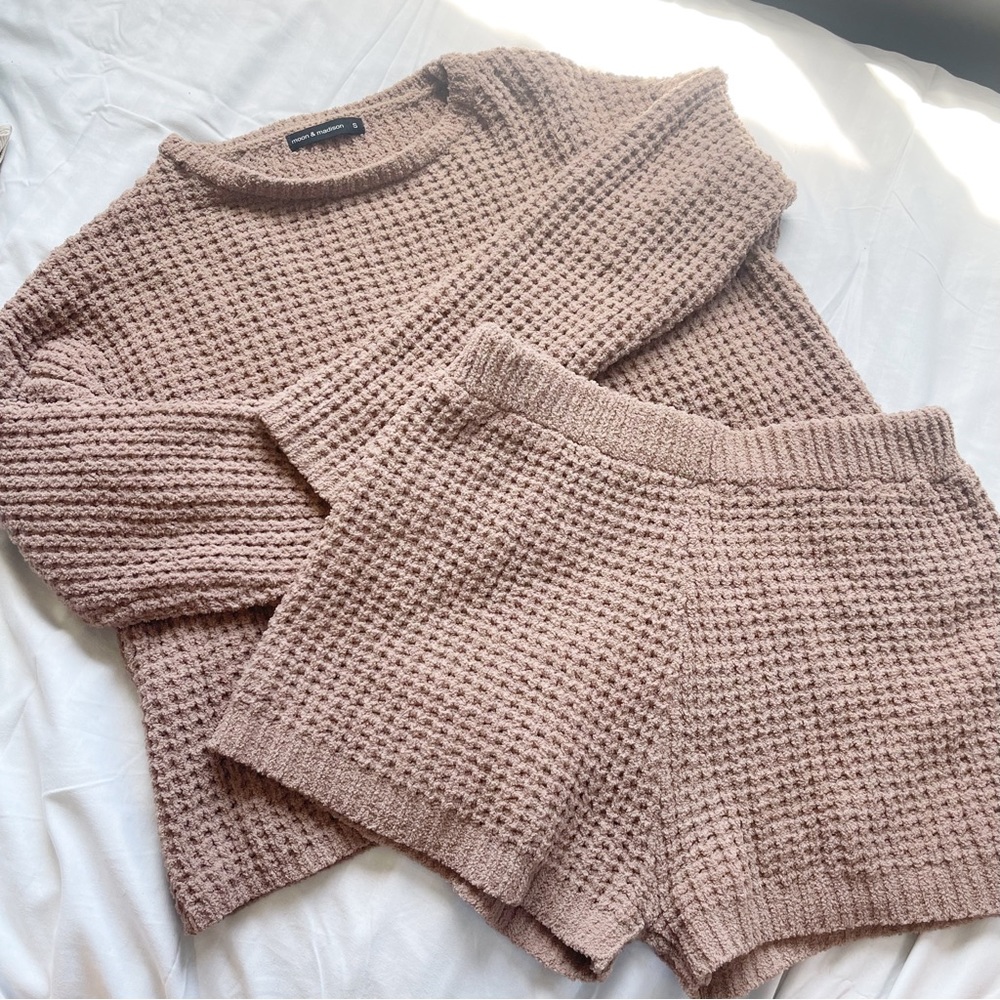 Two Piece Oversized Pajama Set / Tan / Small